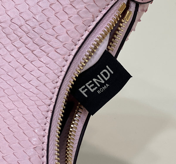 Fendi Fendigraphy Charm Pink Royal tushar