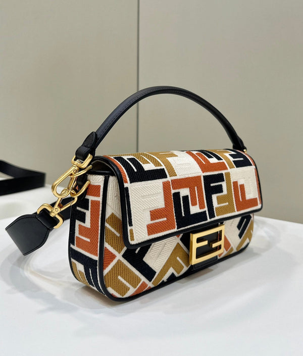 Fendi FF Logo Baguette Bag Royal tushar