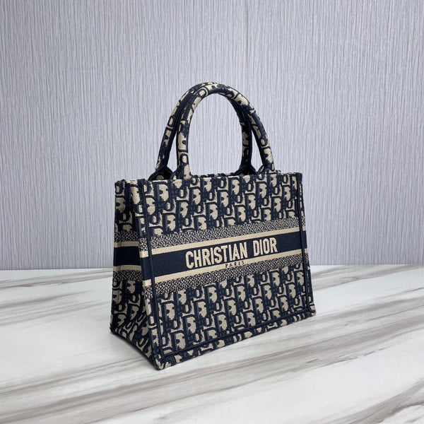 Dior Oblique Medium Book Tote Royal tushar