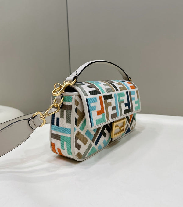 Fendi FF Logo Baguette Royal tushar