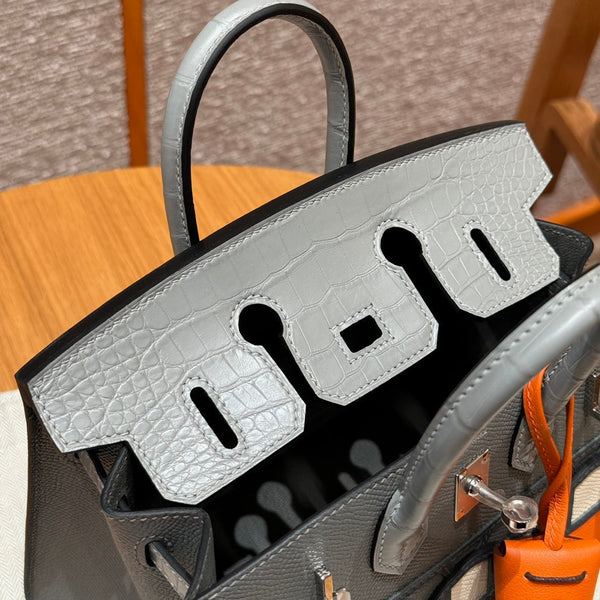 Hermes Sellier 20 Chic Dove Gray Handbag