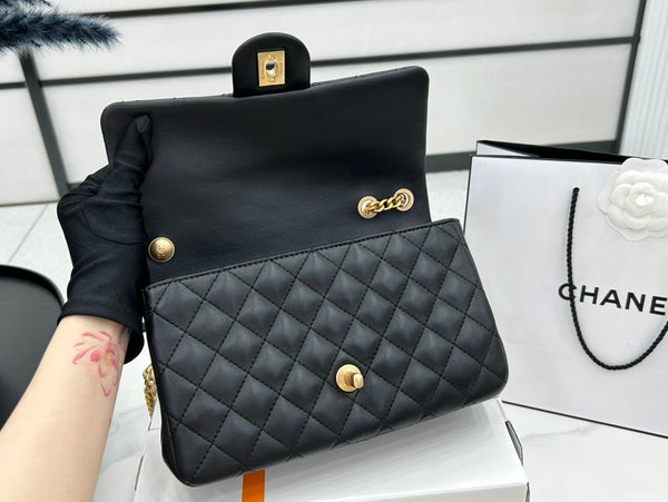 Chanel Flag Bag CC