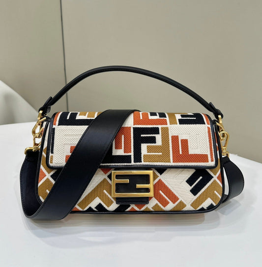 Fendi FF Logo Baguette Bag Royal tushar